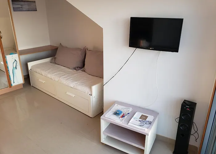 Atico Con Terrazas Y Vistas Al Mar