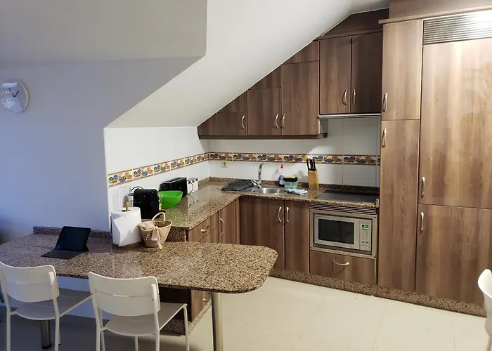 Atico Con Terrazas Y Vistas Al Mar